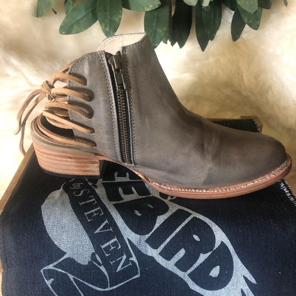 Freebird Jojo ankle boot sz 9